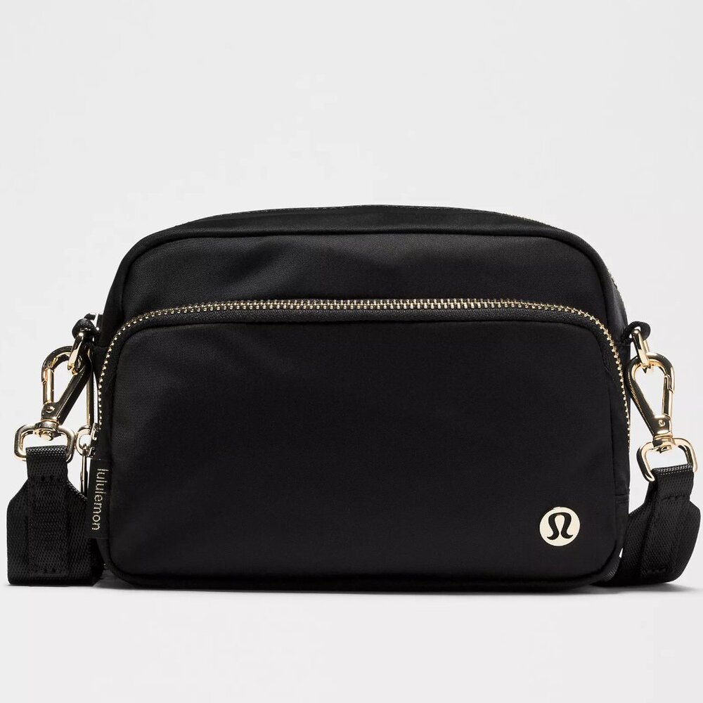 Lululemon Everywhere Crossbody Bag 2L - NWT